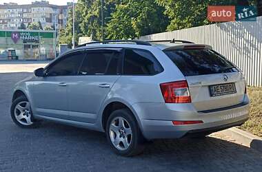 Універсал Skoda Octavia 2013 в Дніпрі