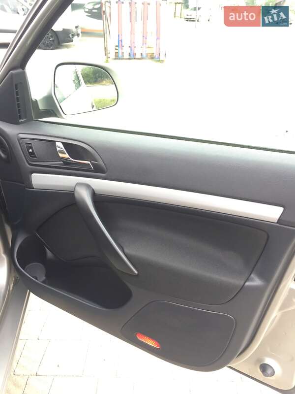 Универсал Skoda Octavia 2012 в Львове