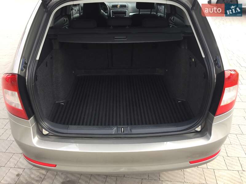 Универсал Skoda Octavia 2012 в Львове