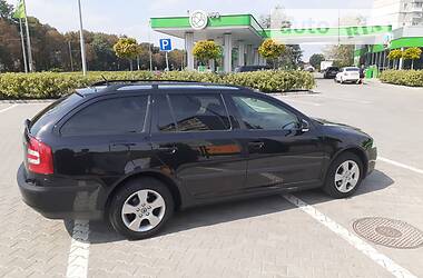 Лифтбек Skoda Octavia 2005 в 