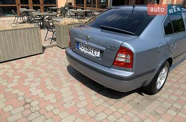 Лифтбек Skoda Octavia 2004 в 