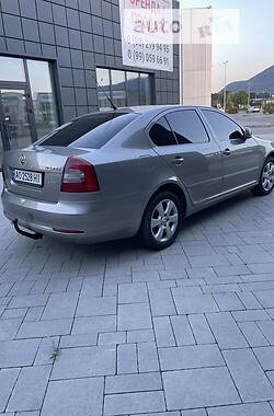 Универсал Skoda Octavia 2010 в Тячеве