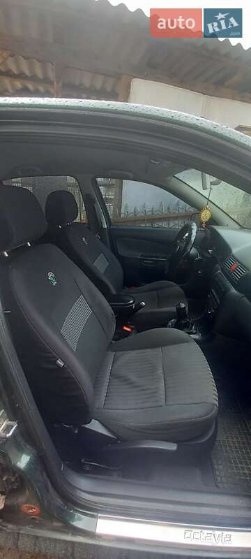 Лифтбек Skoda Octavia 2001 в Бучаче