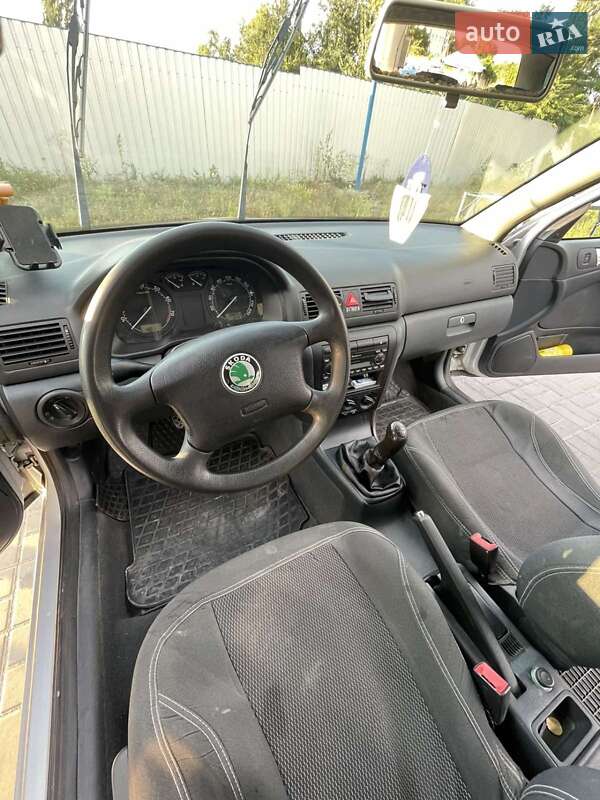 Универсал Skoda Octavia 2003 в Запорожье