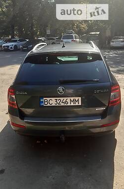 Универсал Skoda Octavia 2014 в 