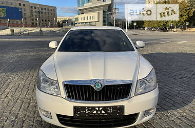 Лифтбек Skoda Octavia 2012 в Харькове