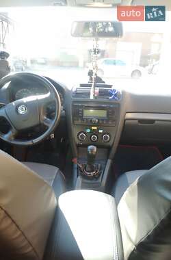 Ліфтбек Skoda Octavia 2008 в Рівному