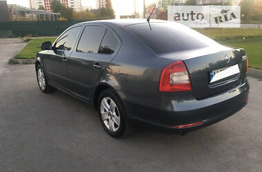 Лифтбек Skoda Octavia 2012 в Киеве