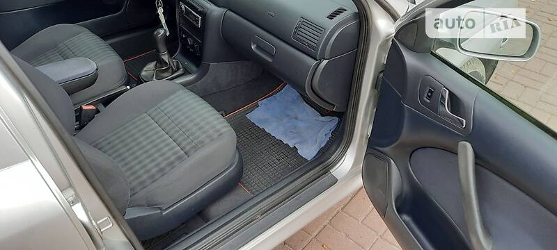 Универсал Skoda Octavia 2003 в Луцке
