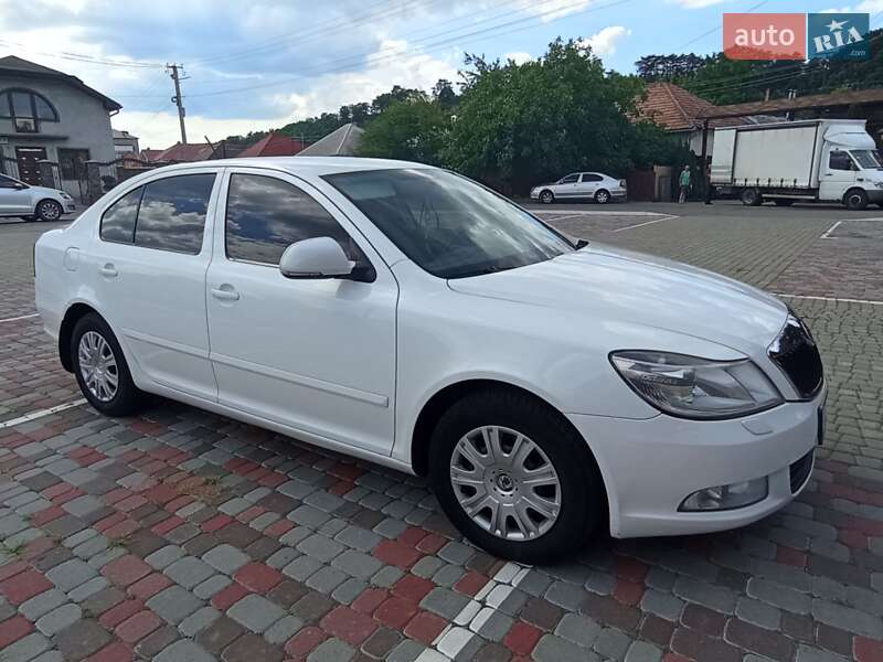 Лифтбек Skoda Octavia 2011 в Полтаве фото 3 Лифтбек Skoda Octavia 2011 в Полтаве