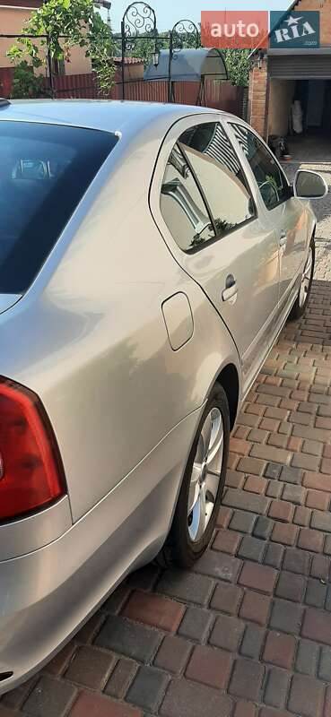 Лифтбек Skoda Octavia 2012 в Кропивницком