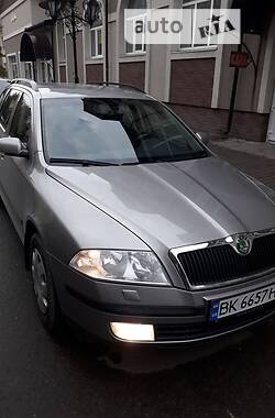 Універсал Skoda Octavia 2008 в Рівному