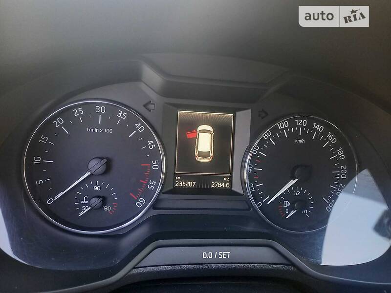 Универсал Skoda Octavia 2014 в Черкассах фото 27 Универсал Skoda Octavia 2014 в Черкассах