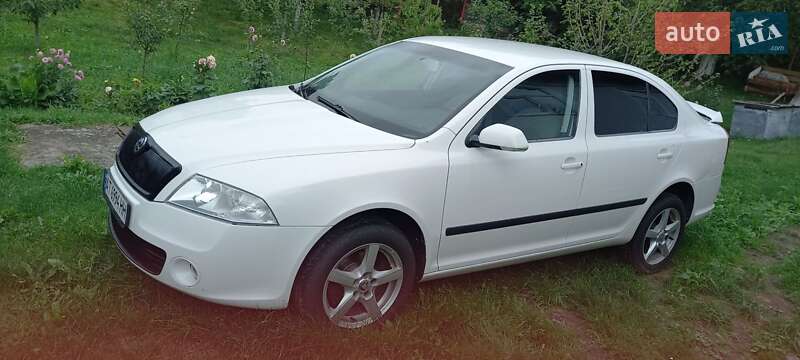 Лифтбек Skoda Octavia 2006 в Яремче