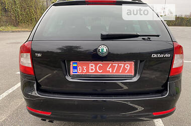 Универсал Skoda Octavia 2012 в Киеве