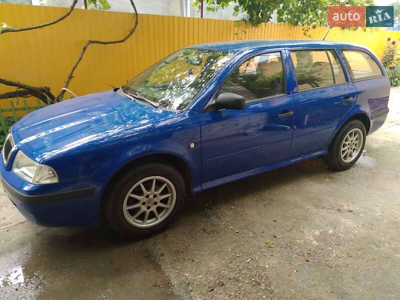 Універсал Skoda Octavia 2004 в Києві