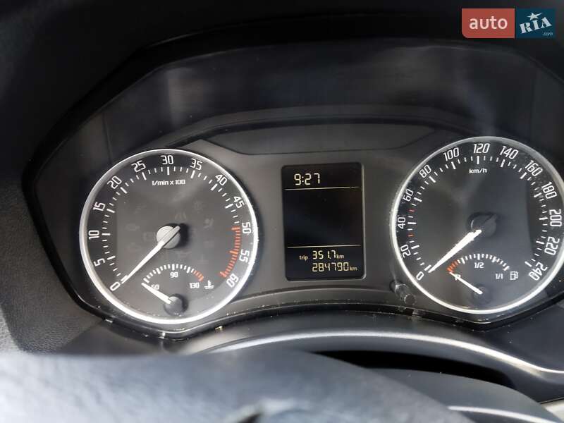 Универсал Skoda Octavia 2013 в Сокале