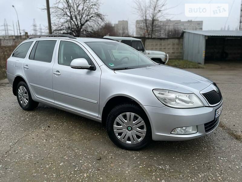 Универсал Skoda Octavia 2012 в Южноукраинске