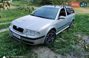 Универсал Skoda Octavia 2002 в Изяславе