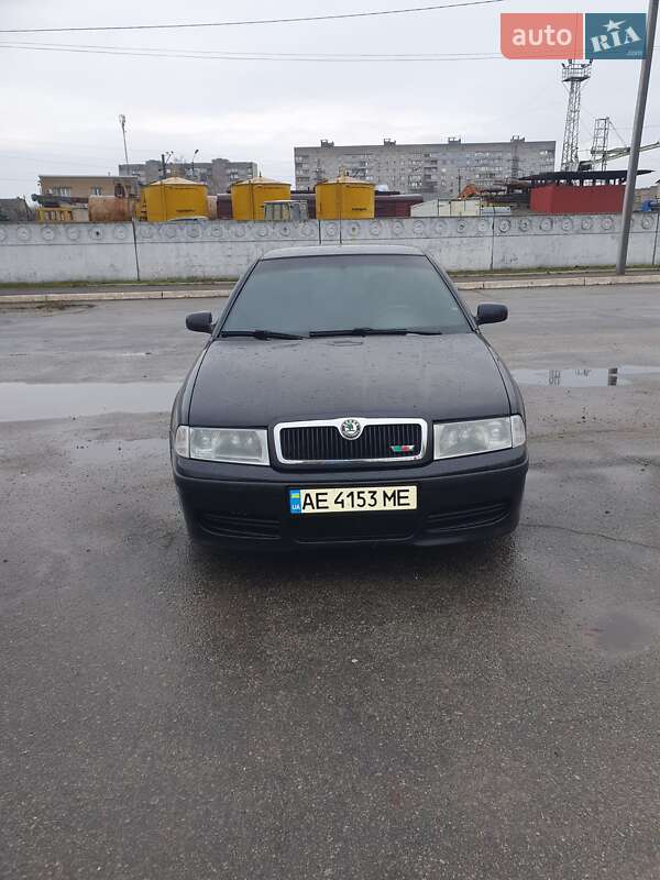 Ліфтбек Skoda Octavia 2006 в Дніпрі