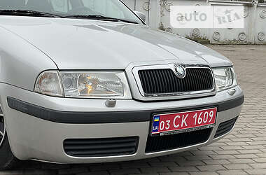 Универсал Skoda Octavia 2003 в Ровно