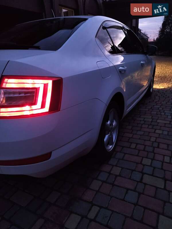 Лифтбек Skoda Octavia 2014 в Днепре фото 3 Лифтбек Skoda Octavia 2014 в Днепре