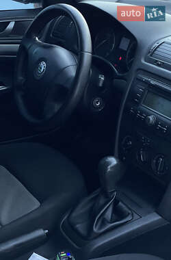Лифтбек Skoda Octavia 2008 в 