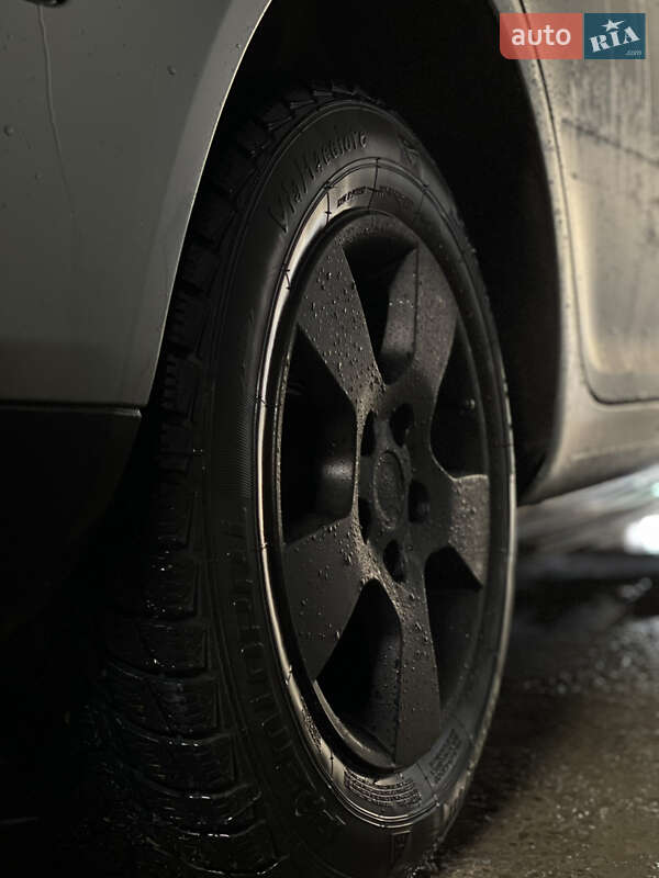 Ліфтбек Skoda Octavia 2008 в Путилі