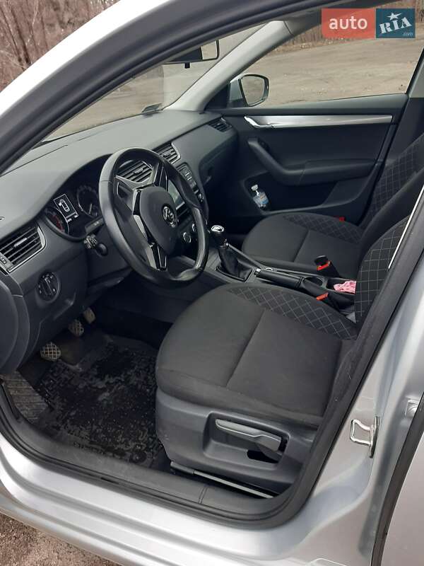 Універсал Skoda Octavia 2017 в Дніпрі