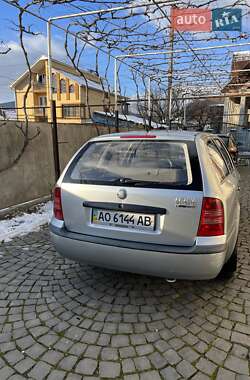 Универсал Skoda Octavia 2002 в Ужгороде