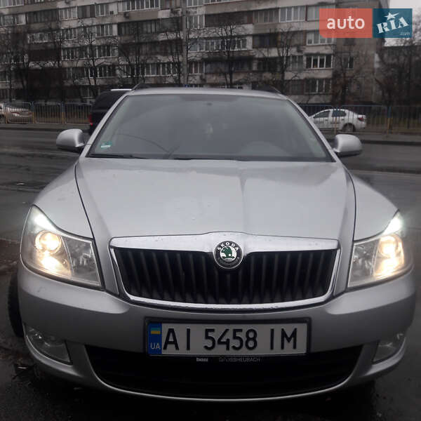 Универсал Skoda Octavia 2009 в 