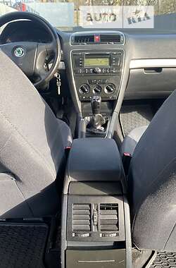 Лифтбек Skoda Octavia 2005 в 