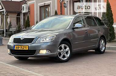 Универсал Skoda Octavia 2012 в Стрые