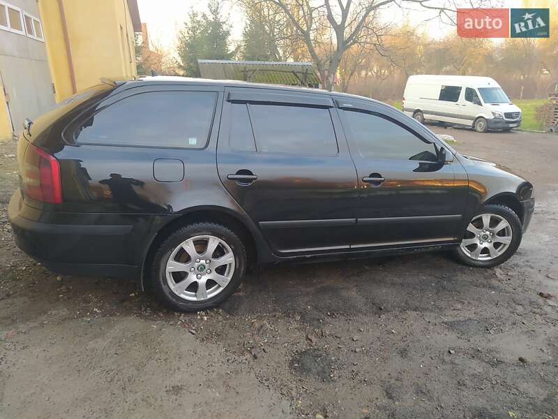 Универсал Skoda Octavia 2005 в Виноградове