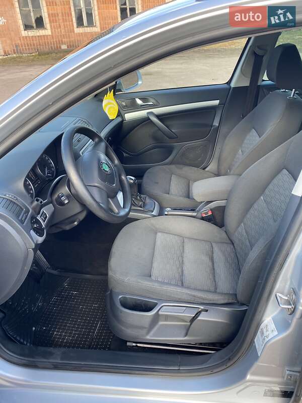 Універсал Skoda Octavia 2012 в Коростені