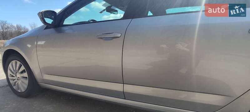 Універсал Skoda Octavia 2017 в Лохвиці