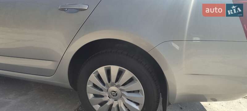 Універсал Skoda Octavia 2017 в Лохвиці