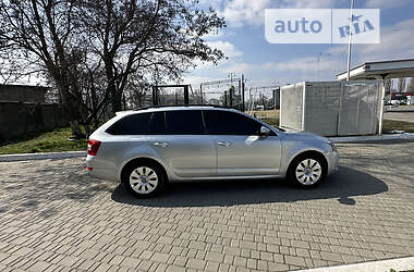 Універсал Skoda Octavia 2013 в Одесі