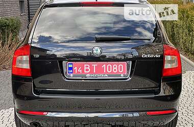 Универсал Skoda Octavia 2012 в Стрые