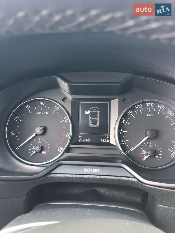 Лифтбек Skoda Octavia 2015 в Хусте