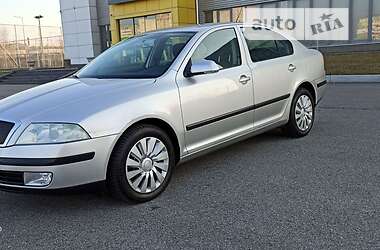 Лифтбек Skoda Octavia 2004 в Запорожье