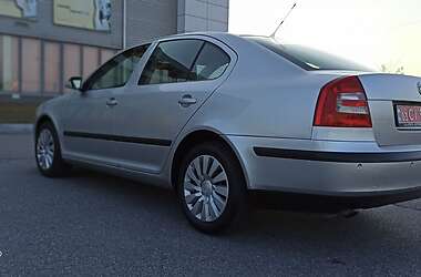 Лифтбек Skoda Octavia 2004 в Запорожье