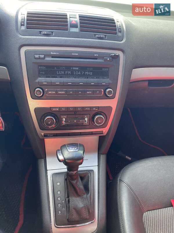 Лифтбек Skoda Octavia 2011 в Львове