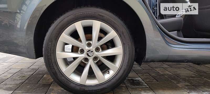 Універсал Skoda Octavia 2017 в Новояворівську