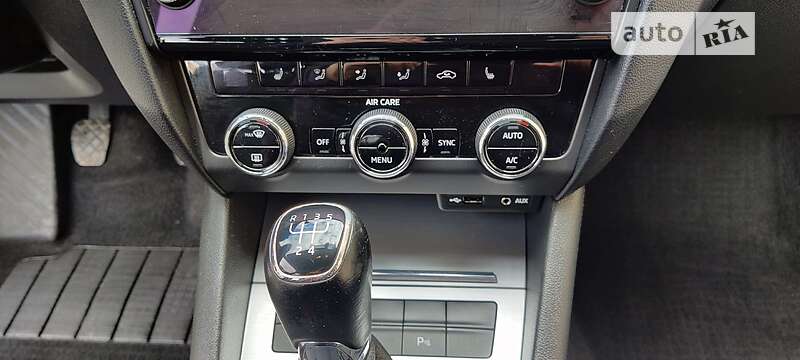 Універсал Skoda Octavia 2017 в Новояворівську