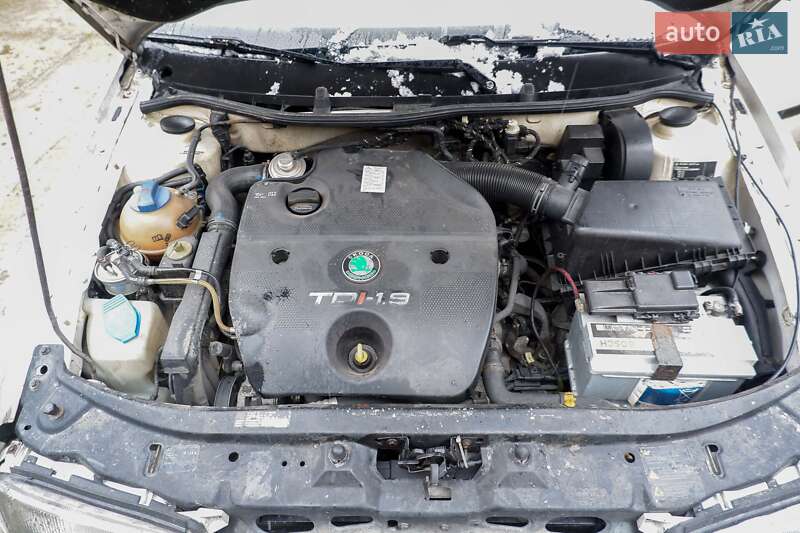 Лифтбек Skoda Octavia 2000 в Рахове