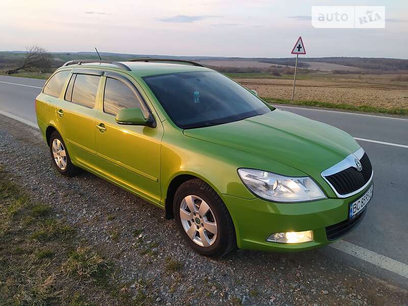 Універсал Skoda Octavia 2013 в Бориславі