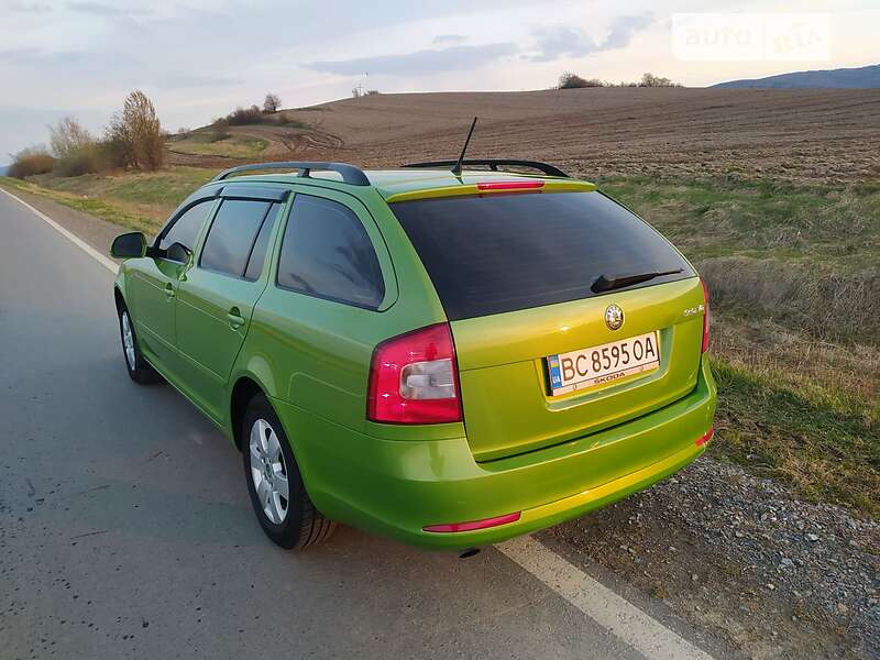 Універсал Skoda Octavia 2013 в Бориславі