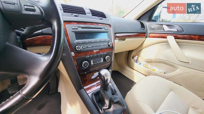 Ліфтбек Skoda Octavia 2009 в Дубні