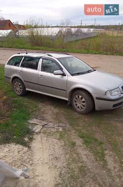 Универсал Skoda Octavia 2004 в Ромнах